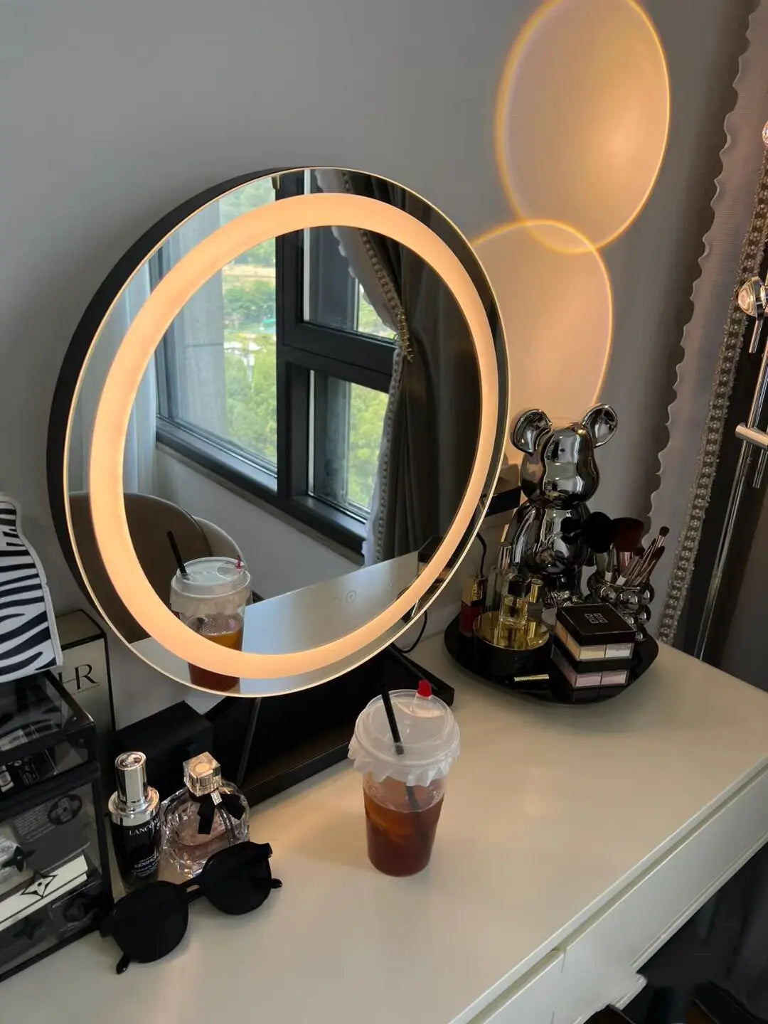 Illuminate Your Beauty with the 3-in-1 Lighted Vanity Makeup Mirror - 15X Magnification, Smart Touch Control & 360° Rotation